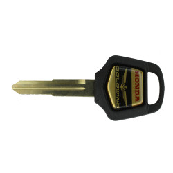 Ключ с транспондером для мотоцикла Honda Honda CBR600,CBR 929,954,1000,CB400,CB 600,900,1300.(чип ключ хонда 46) Ключ с транспондером для мотоцикла Honda Honda CBR600,CBR 929,954,1000,CB400,CB 600,900,1300.(чип ключ хонда 46)