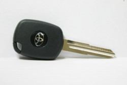 Ключ Toyota с электронным транспондером EH1 для копирования 4C, лезвие TOY41R Ключ Toyota с электронным транспондером EH1 для копирования 4C, лезвие TOY41R
